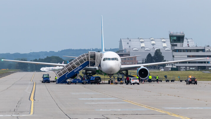 Letecká linka mezi Varšavou a Ostravou je opět v provozu, přerušil ji virus