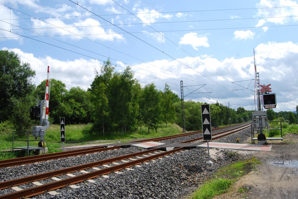 Správa železnic odstraňuje stromy a keře z rizikových míst kolem tratí