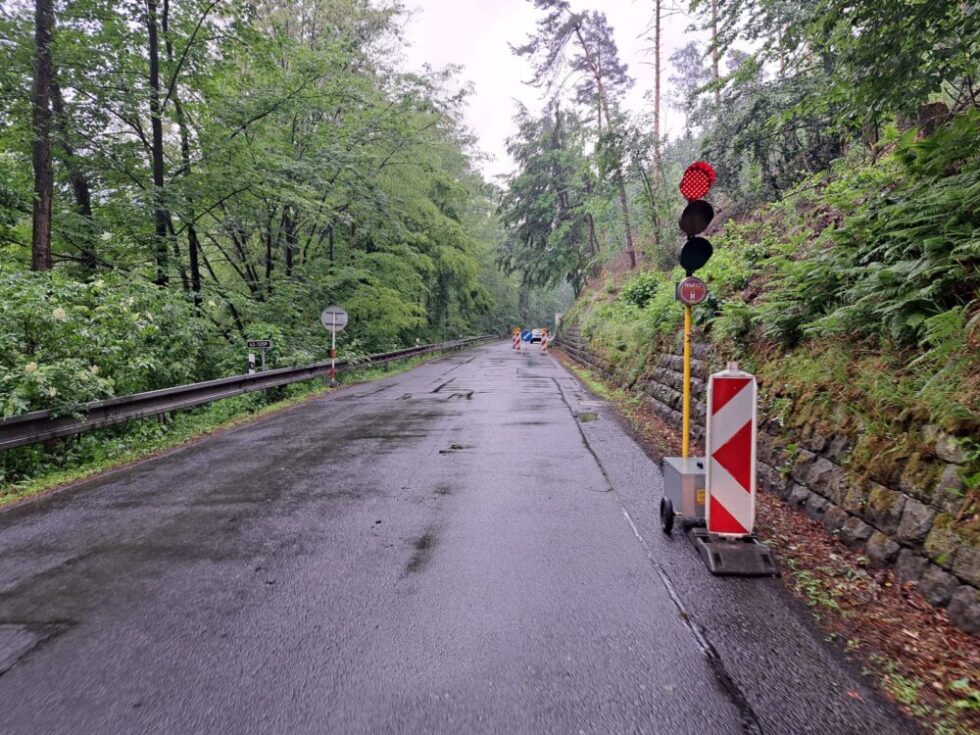 U Hřenska na silnici I/62 začalo ŘSD opravovat most přes strž