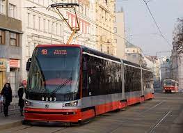 Po architektovi Janu Kotěrovi byla v Praze pojmenována tramvaj