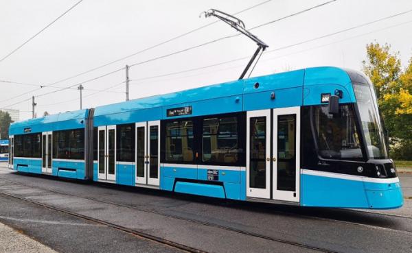 V Ostravě začala zkušební provoz nová tramvaj 